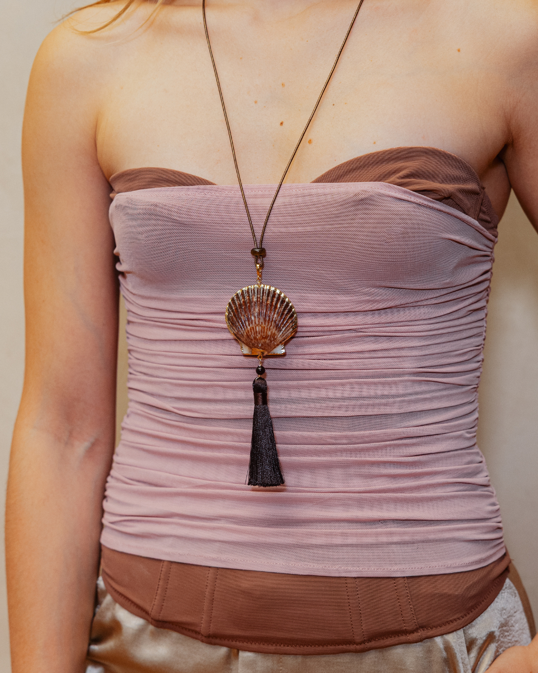 Collar Charm Costa