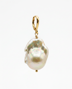 Caviar Charm Perla Eia Jewelry