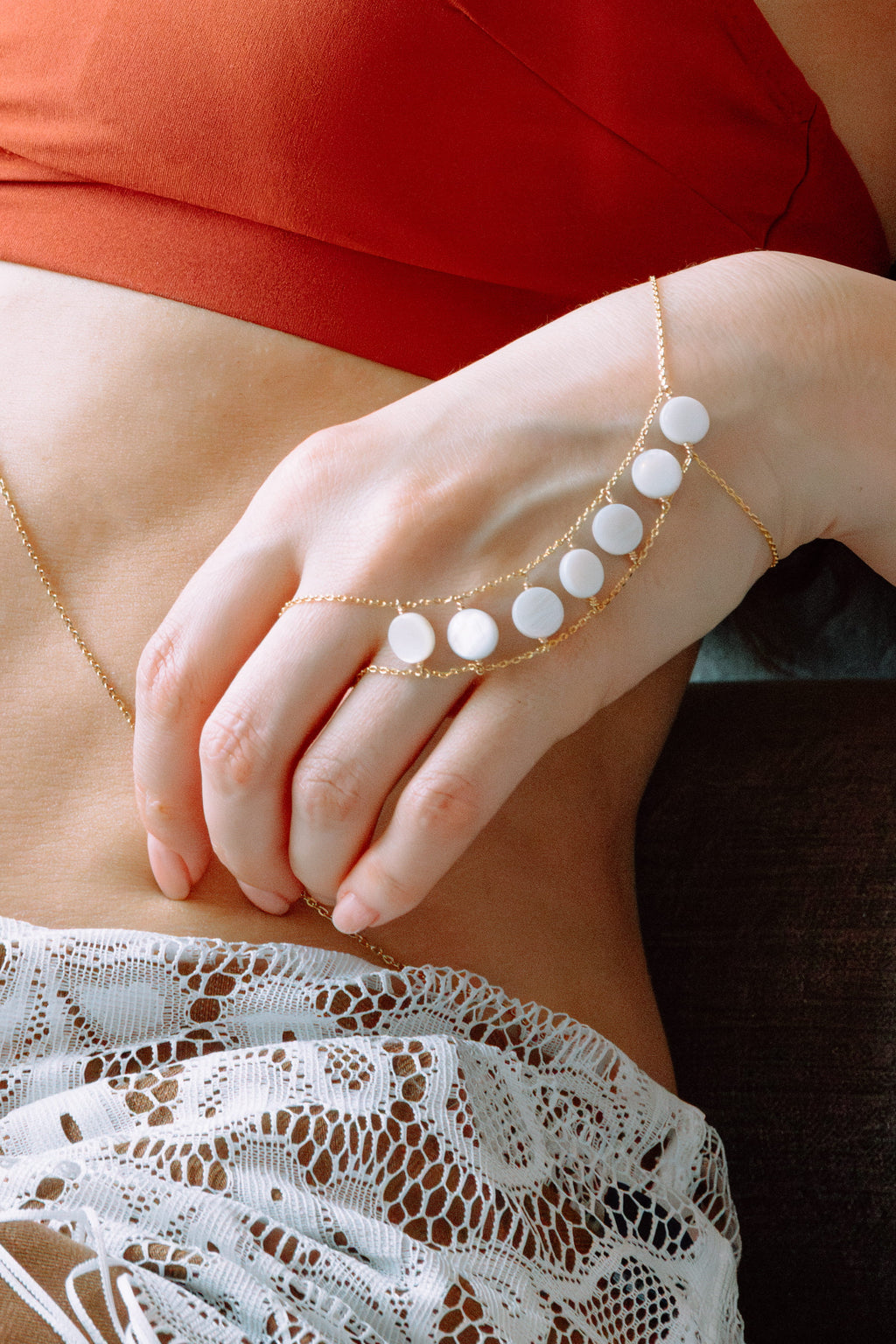 Cielo Hand Chain